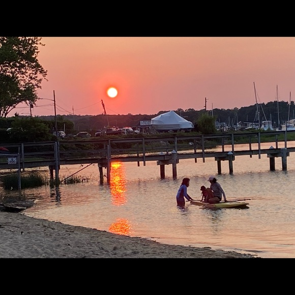 Meet your Posher, Jennifer - Picture 1 of 1